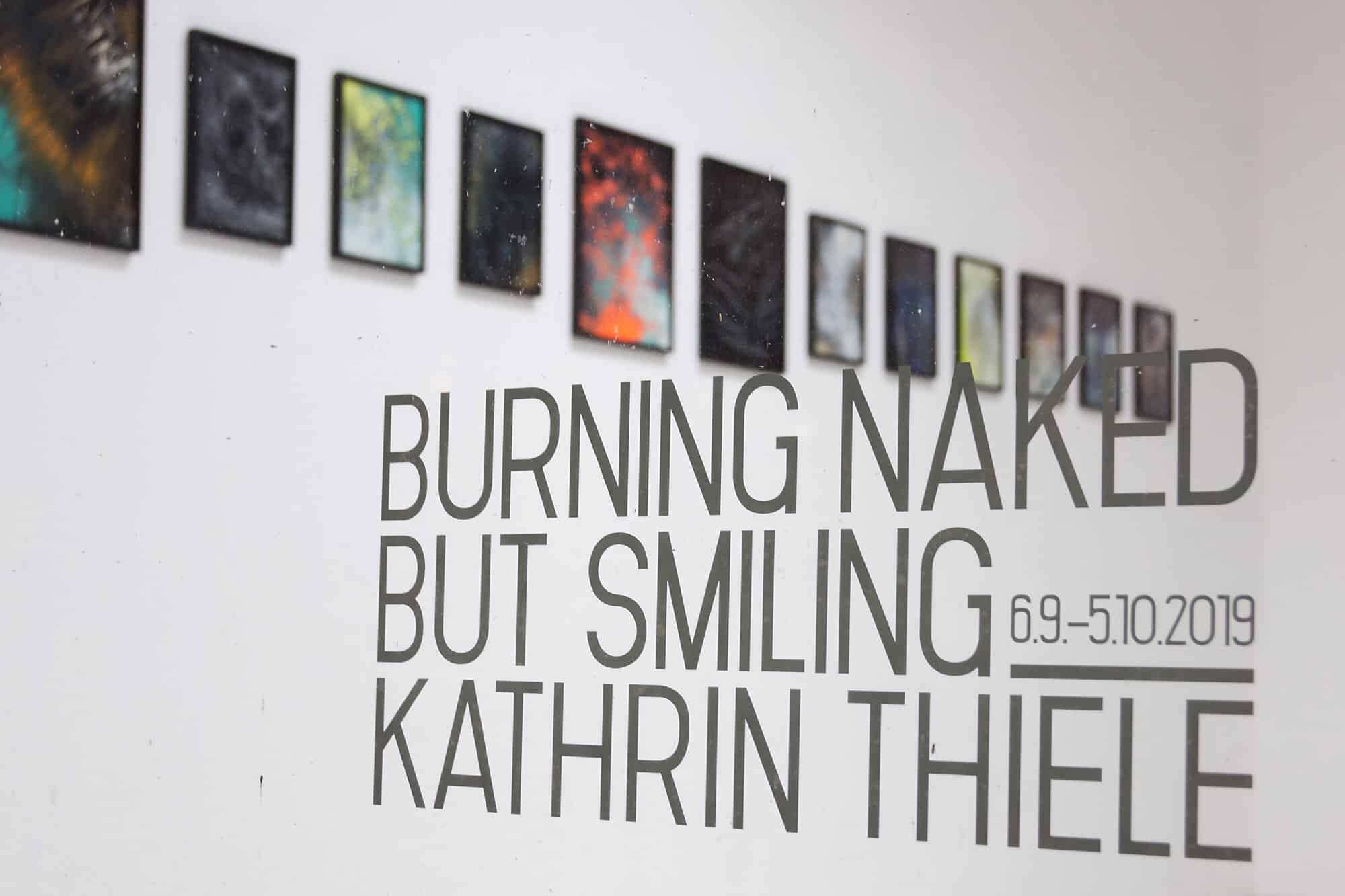kathrin-thiele-burn-naked-but-smiling Kunstraum NeuDeli Leipzig