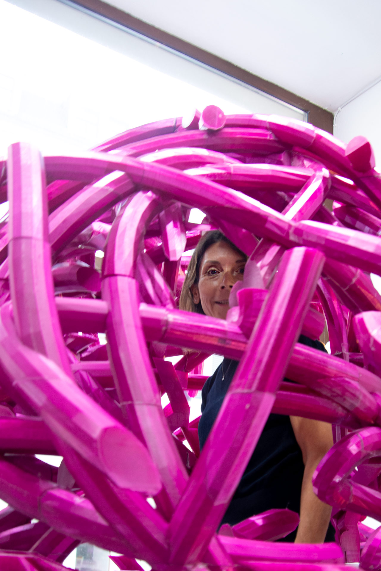 rosieroeffnung_ach-ariadne_stich_kunstraum-neudeli-leipzig Rosi in der Plastik im Kunstraum Neu Deli die Eröffnungsrede zu st.ich/stich: "Ach, Ariadne!"